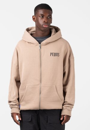 PEQUS CHEST LOGO - Sweatjacke - mocha