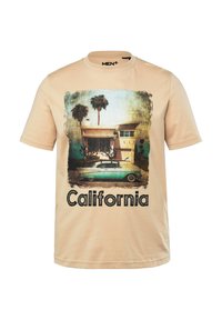 Béžové bavlněné tričko s vintage grafikou Kalifornie, zobrazující auto a palmové stromy, s textem "California" napsaným tučnými černými písmeny.