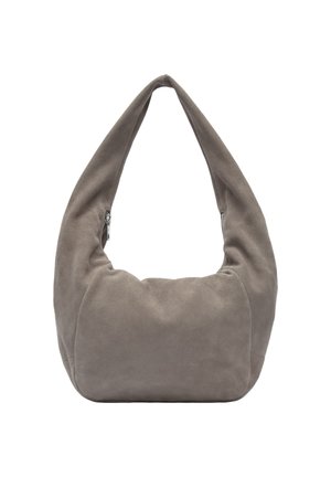 Bolso de hombro de ante gris suave con una correa ancha y cierre superior con cremallera, presentado sobre un fondo blanco.