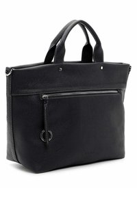 Sac fourre-tout en cuir noir avec deux poignées, doté d'une poche avant zippée et de surpiqûres décoratives. Surface texturée avec des détails en métal.