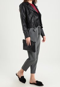 mint&berry Sweter
