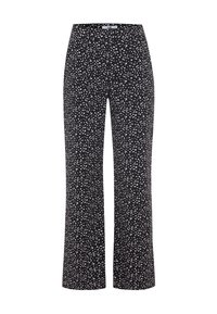 Zwarte broek met een wijde pijpontwerp, voorzien van een verspreid patroon van witte stippen. Gemaakt van een lichtgewicht stof met een gladde textuur.