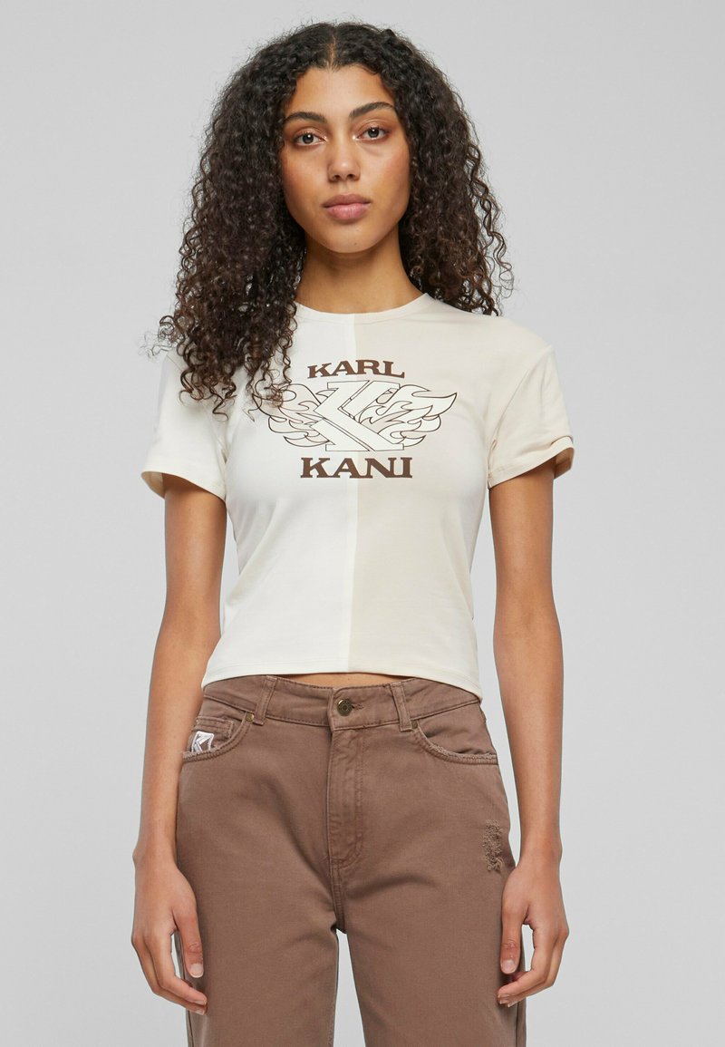 Karl Kani RETRO BLOCK CROP  - Triko s potiskem - offwhite lightsand