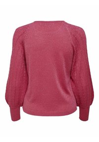 Pull rose tricoté avec des manches bouffantes texturées, un col rond et une finition légèrement brillante. Comprend des poignets et un ourlet côtelés.