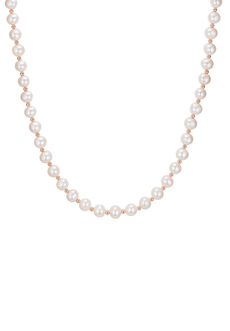 Perlenkette mit runden, weißen Perlen, die mit kleinen roségoldenen Perlen durchzogen ist und einen klassischen, eleganten Look schafft.