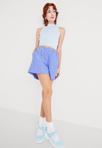 Gina Tricot Šortai - blue
