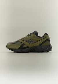 Неизбран, wakame/black