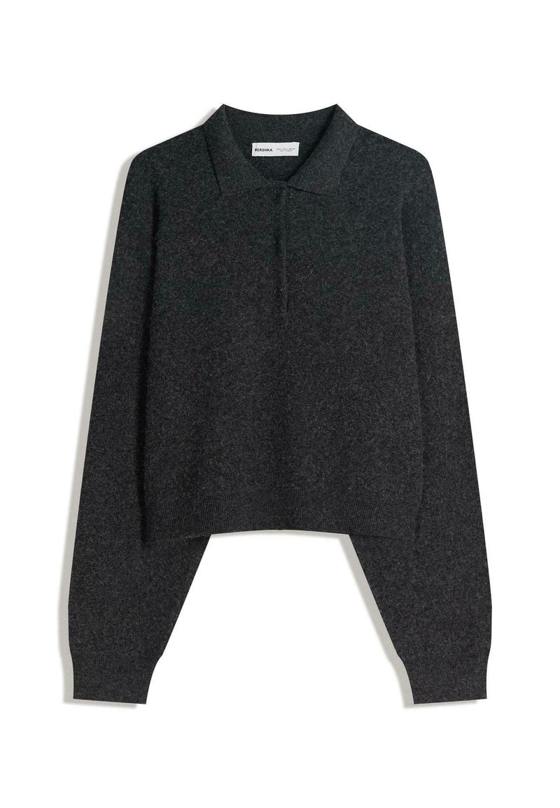 Pulover polo lung cu mânecă dintr-un gri cărbune, cu guler, care dispune de două butoane și un design scurtat. Material moale, texturat.