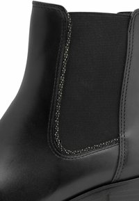 Marco Tozzi CHELSEA  - Bottines - black nappa