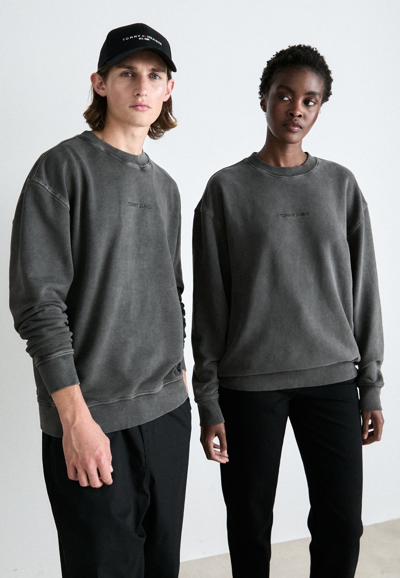 Tommy Jeans CLASSIC CREW UNISEX - Sweatshirt - black