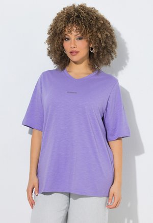 Ulla Popken, STARSHINE RELAXED FIT TEE - Print T-shirt - purple