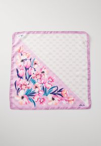 Foulard di seta con un motivo floreale che presenta fiori rosa e viola su uno sfondo rosa chiaro, bordato con un bordo rosa uniforme.