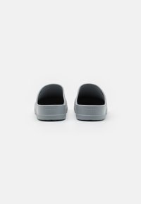 Crocs DYLAN  - Ciabatte da mare - light grey