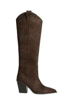 Botas camperas - marrón