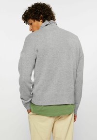 Rodier CASHMERE TURTLENECK SWEATER. - Strickpullover - gris perle
