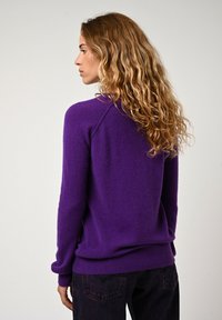 Authentic Cashmere ETRET - Strickpullover - violette