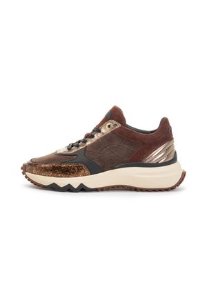 CURVI - Sneakers laag - bronz