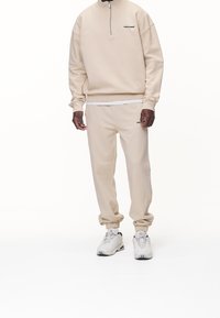 Pegador Sweatshirt - sand