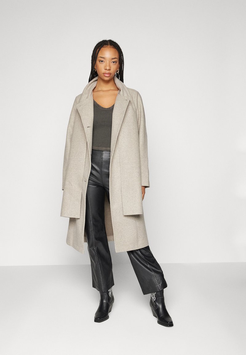 Vero Moda VMFORTUNEAYA SCARF COAT - Classic coat - silver mink 