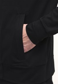 Filippa K Sudadera con cremallera - black
