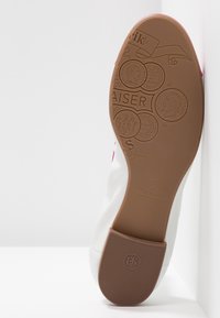 Peter Kaiser Ballerines - white