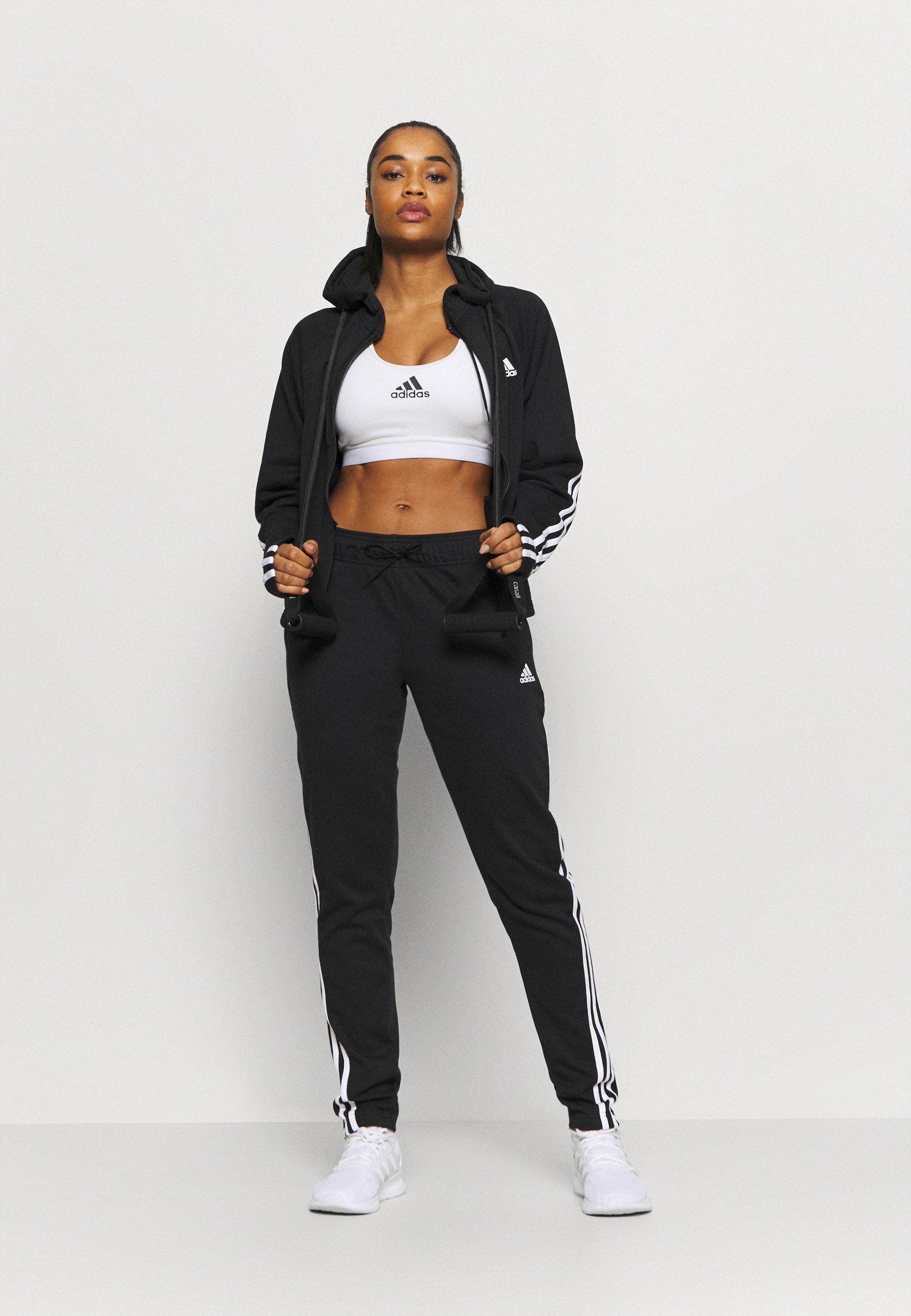 Chandal Mujer Zalando Hot Sale, UP TO 69% OFF | www.encuentroguionistas.com
