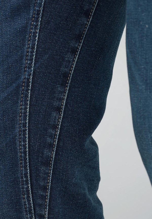 COMMANDER 3.0 JEANS RELAXED FIT - Relaxed fit jeans2