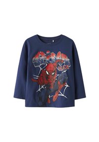 Granatowa koszulka z długim rękawem wykonana z bawełny, z dużą grafiką Spider-Mana w czerwonych i białych akcentach oraz detalami pajęczej sieci.