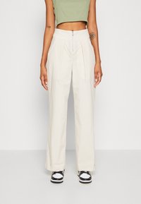 Nike Sportswear - Pantalon de survêtement - beige Image miniature 1