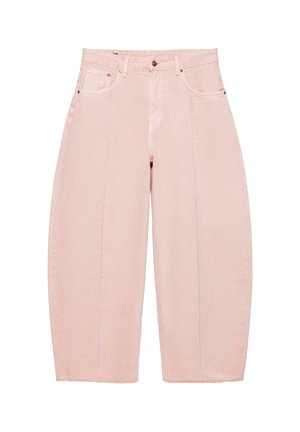 Hlače širokih nogavica, kratke dužine, visokog struka, od svijetloružičastog trapera s detaljima prednjih šavova i pet džepova.