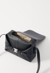 Bonastre AIRBAG UNISEX - Borsa a tracolla - black