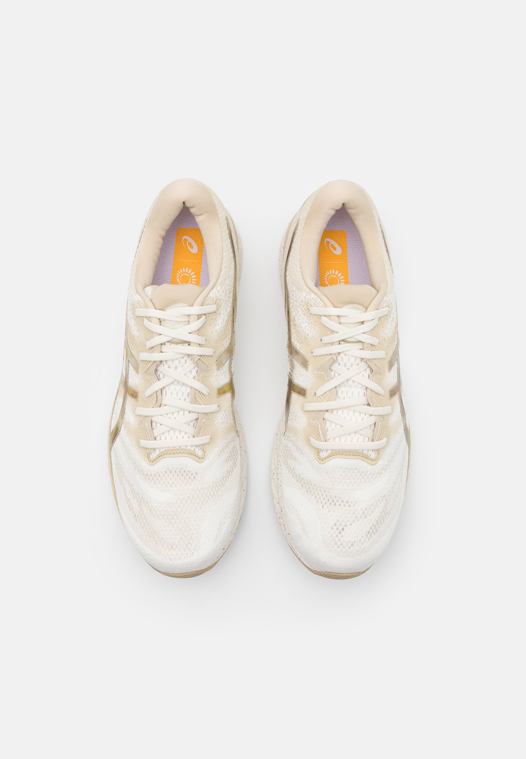 asics gel nimbus 23 cream