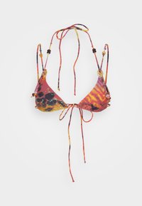 Triangulär bikiniöverdel med en flerfärgad tie-dye-mönster och röda, gula och svarta accenter. Knäpps i nacken och på ryggen. Slät textur.