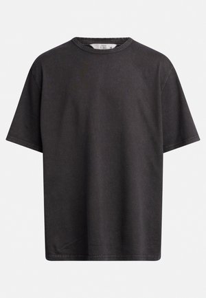 Dark gray cotton t-shirt with a round neckline, short sleeves, and a relaxed fit. Features subtle stitching details.