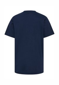 Marineblå kortærmet T-shirt med rund hals, lavet af blødt bomuldsstof. Glat tekstur og enkelt design, ingen synlige logoer.