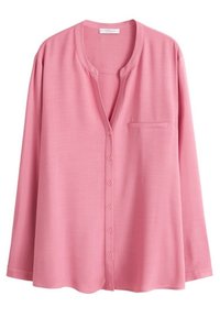 Blusa rosa a maniche lunghe realizzata in tessuto leggero, con scollatura a V, bottoni frontali e una singola tasca sul petto. Texture morbida e liscia.