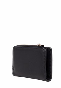 Portafoglio in pelle nera con texture liscia, chiusura a zip sulla parte superiore e design compatto. Presenta linee pulite e uno stile minimalista.
