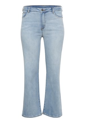 Jean flare en denim bleu clair avec une taille haute, des poches avant et des coutures classiques le long des coutures. Texture lisse avec un dégradé subtil.
