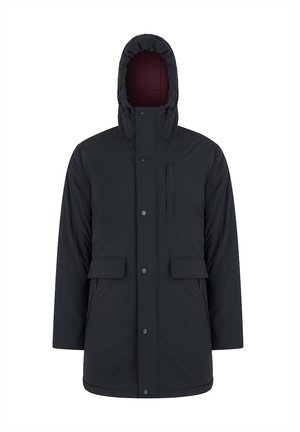 Czarna pikowana kurtka z odpinanym kapturem, z zamkiem błyskawicznym na kieszeni na piersi, dwoma kieszeniami z przodu i zapięciem na guziki. Wnętrze podszewki w kolorze bordowym.