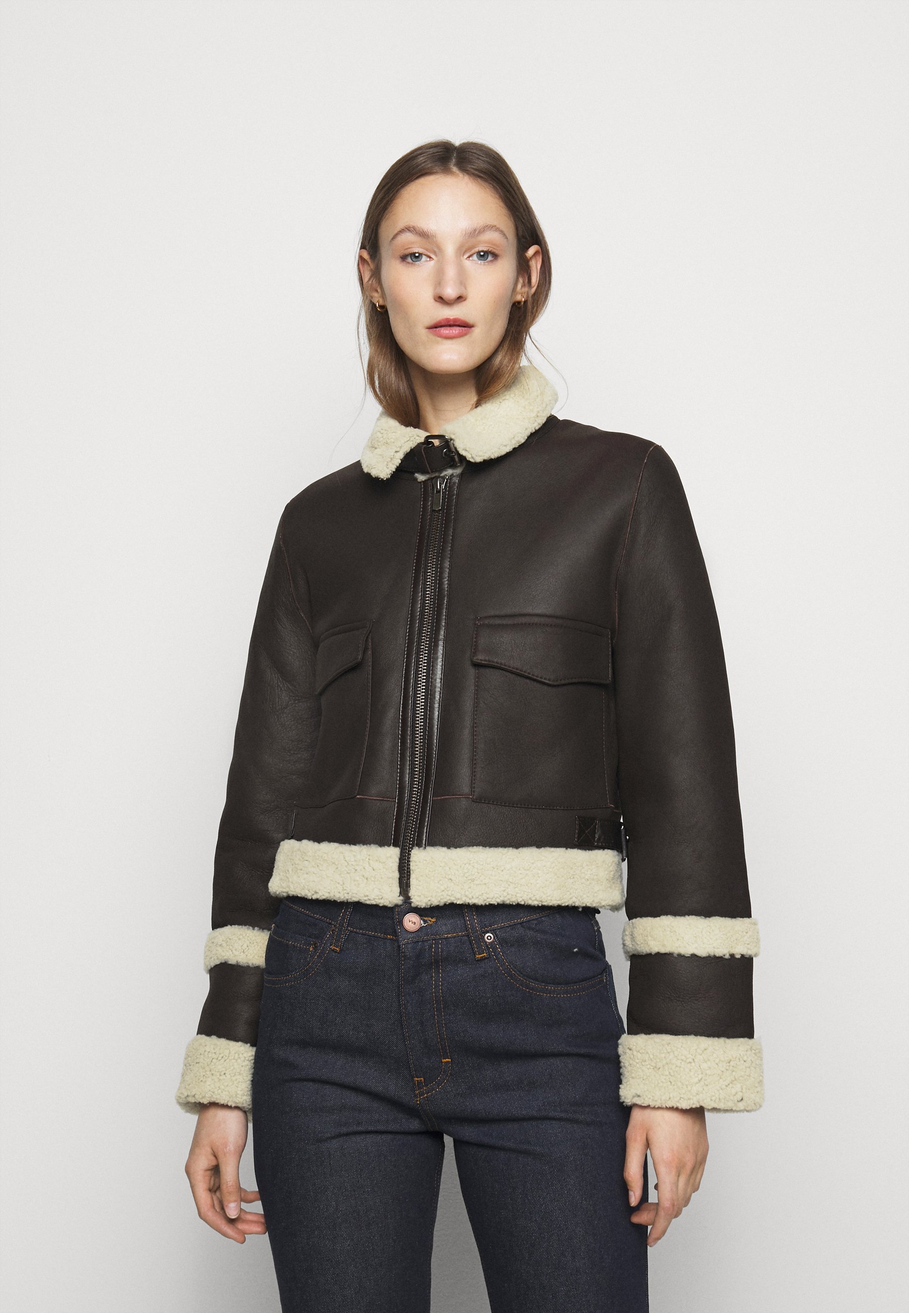 CROPPED AVIATOR JACKET Leren jas chestnut brown CROPPED AVIATOR JACKET Leren jas chestnut brown