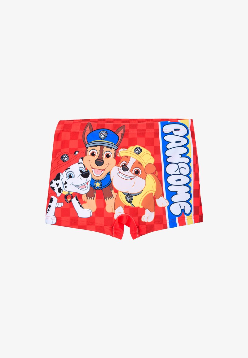 Pantaloni da nuoto rossi con cani cartoon su uno sfondo a scacchi. Include la parola "PAWSOME" in lettere blu e gialle.