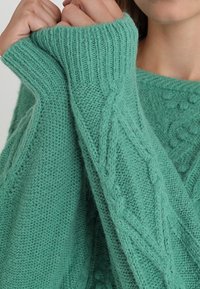 NAF NAF Sweter