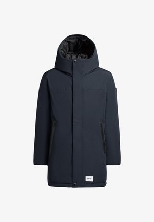 Tumed sinine soe jakk kõrge kraega ja kinnitatud kapuutsi ning kahel lukuga külgtaskul. Alumises servas on brändi silt. Sujuv tekstuur.