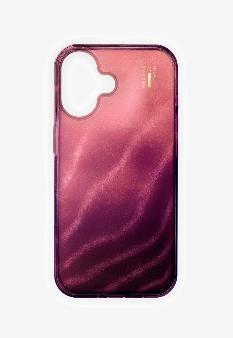 Carcasă de telefon mobil mov translucidă cu sclipire în gradient și decupaj pentru cameră duală, cu inscripția aurie "IDEAL OF SWEDEN".