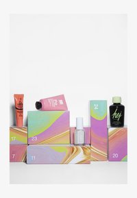 Zalando Beauty ADVENT CALENDAR 2019 - Kalendarz adwentowy/nieokreślony Zalando Beauty ADVENT CALENDAR 2019 - Kalendarz adwentowy/nieokreślony