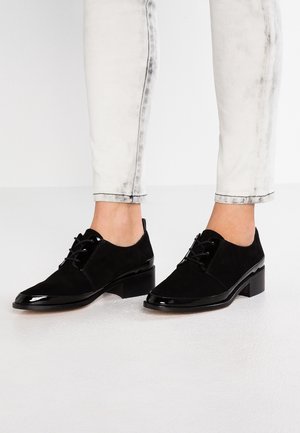 Veterschoenen - black