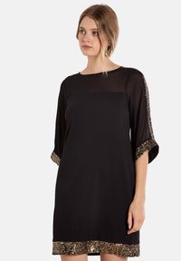 Apricot Robe de jour - black
