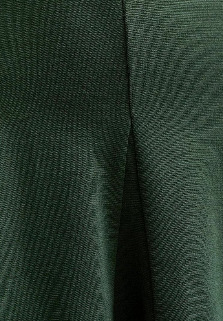 New Look SLASH NECK LONG SLEEVE SKATER - Jersey dress - dark green - Zalando