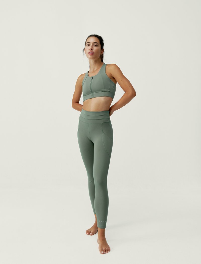Born Living Yoga Chloe Leggings