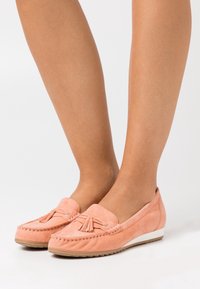 Caprice Chaussons - salmon